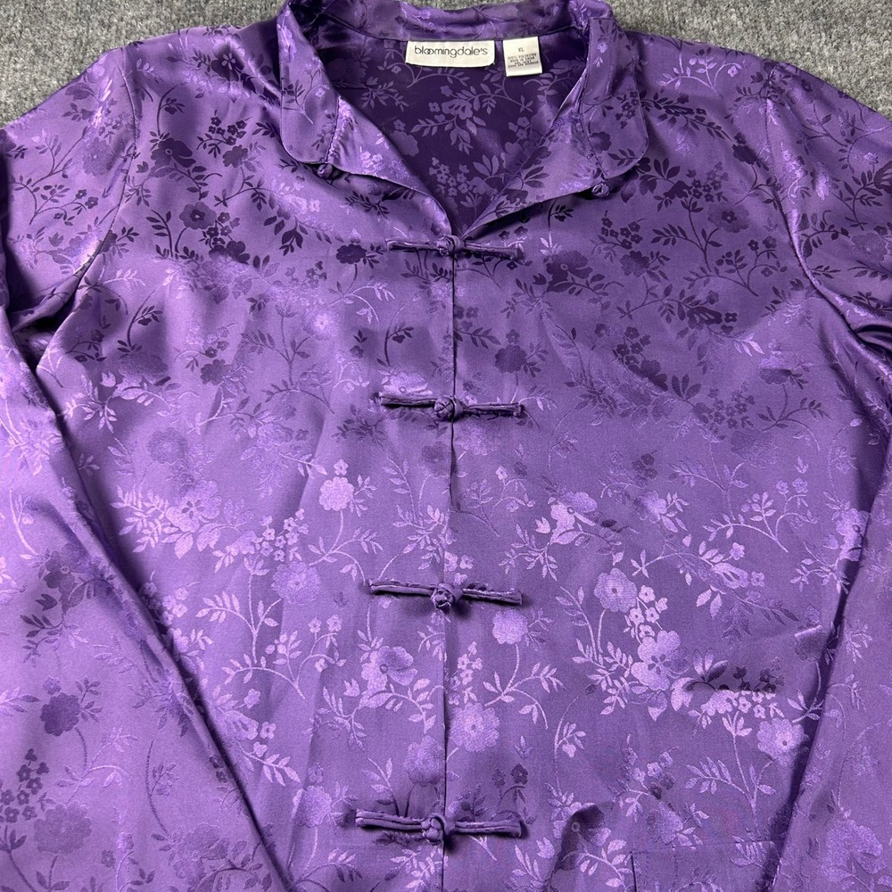 Bloomingdales Purple Floral Jacquard Satin Pajama Set Frog Button XL - Picture 14 of 14